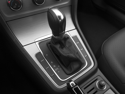 2017 Volkswagen Golf Wolfsburg