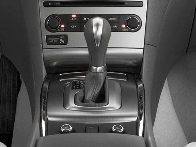 2013 INFINITI G37 X