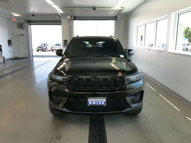 2024 Jeep Grand Cherokee Altitude