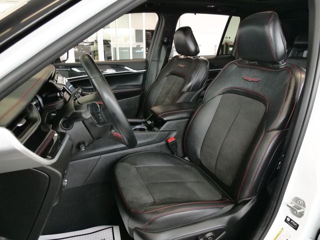 2022 Jeep Grand Cherokee Trailhawk