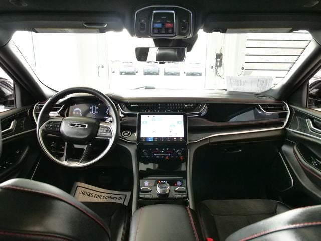 2022 Jeep Grand Cherokee Trailhawk