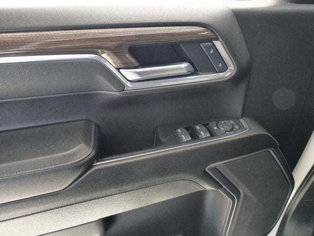 2025 Chevrolet Silverado 1500 LT LT1