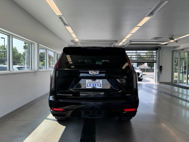 2023 Cadillac Escalade Sport