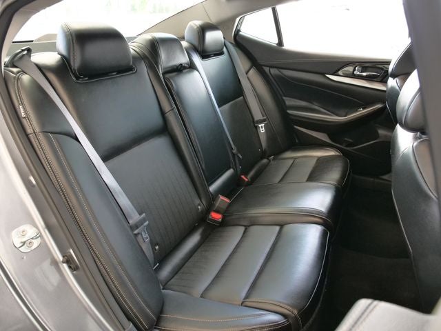 2023 Nissan Maxima SV