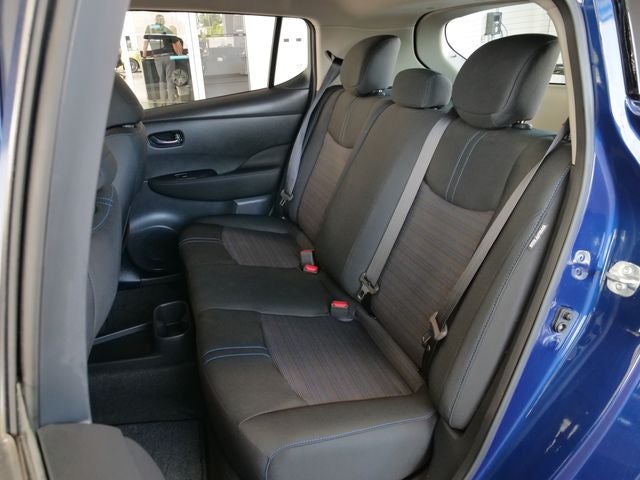 2025 Nissan Leaf S