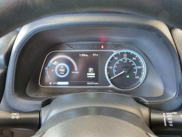 2025 Nissan Leaf S