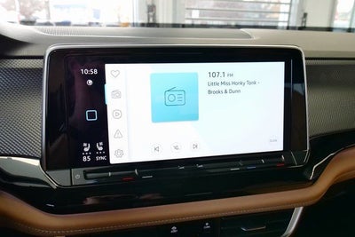 2026 Volkswagen Atlas Cross Sport 2.0T SEL R-Line Black