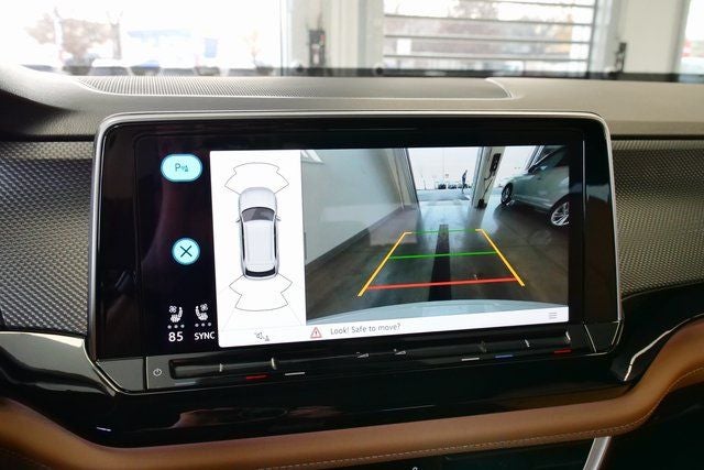 2026 Volkswagen Atlas Cross Sport 2.0T SEL R-Line Black