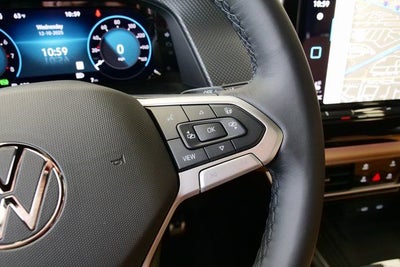 2026 Volkswagen Atlas Cross Sport 2.0T SEL R-Line Black