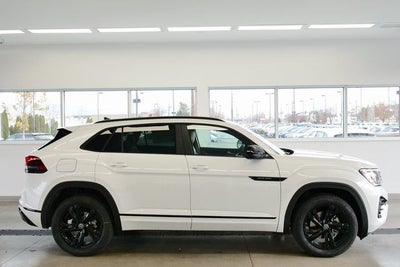 2026 Volkswagen Atlas Cross Sport 2.0T SEL R-Line Black