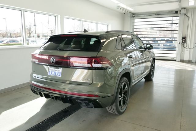 2026 Volkswagen Atlas Cross Sport 2.0T SEL R-Line Black