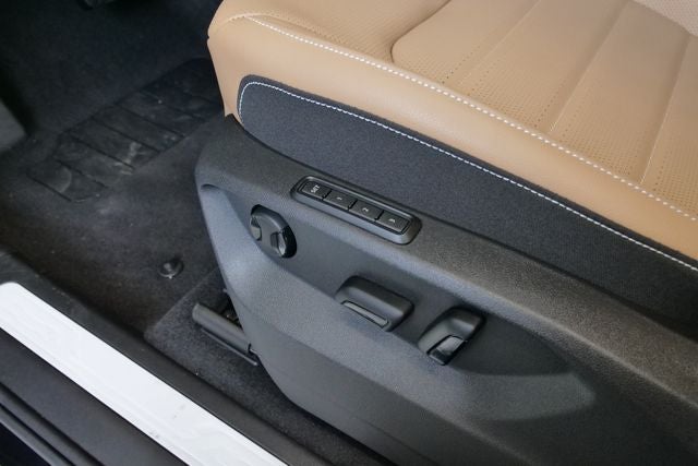 2026 Volkswagen Atlas Cross Sport 2.0T SEL