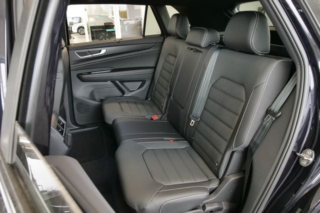 2026 Volkswagen Atlas Cross Sport 2.0T SEL