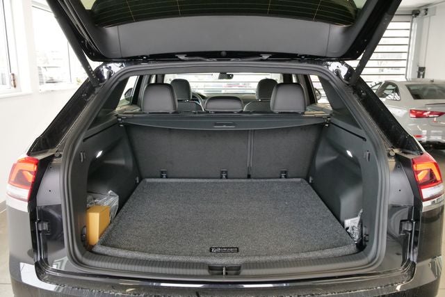 2026 Volkswagen Atlas Cross Sport 2.0T SEL