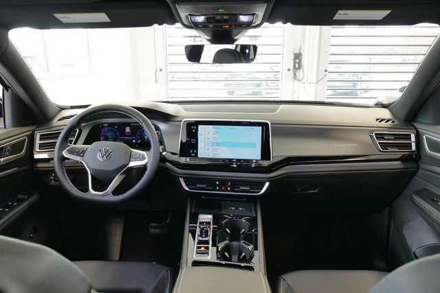 2026 Volkswagen Atlas Cross Sport 2.0T SEL