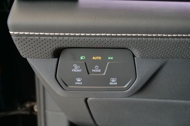 2026 Volkswagen Atlas Cross Sport 2.0T SEL