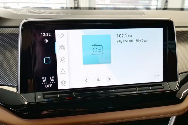 2026 Volkswagen Atlas Cross Sport 2.0T SEL