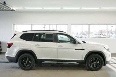 2026 Volkswagen Atlas 2.0T Peak Edition