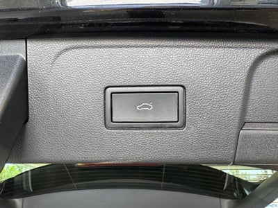 2024 Volkswagen Atlas 2.0T Peak Edition SE w/Technology