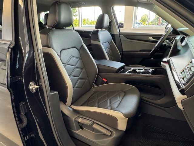 2024 Volkswagen Atlas 2.0T Peak Edition SE w/Technology