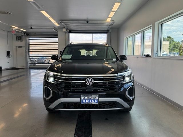 2024 Volkswagen Atlas 2.0T Peak Edition SE w/Technology