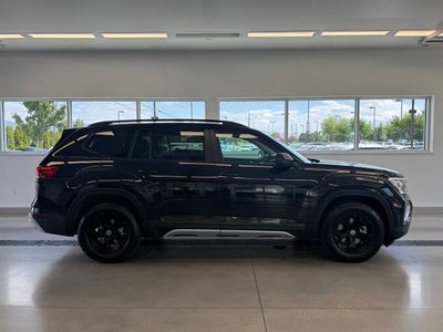 2024 Volkswagen Atlas 2.0T Peak Edition SE w/Technology