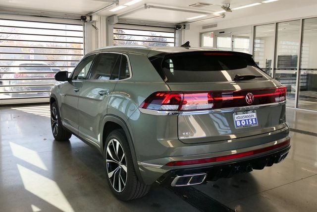 2026 Volkswagen Atlas Cross Sport 2.0T SEL Premium R-Line
