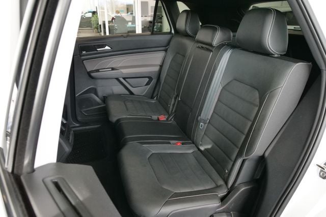 2023 Volkswagen Atlas Cross Sport 3.6L V6 SEL Premium R-Line