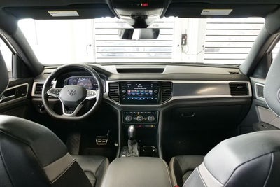 2023 Volkswagen Atlas Cross Sport 3.6L V6 SEL Premium R-Line
