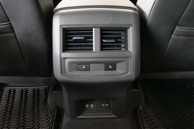 2023 Volkswagen Atlas Cross Sport 3.6L V6 SEL Premium R-Line