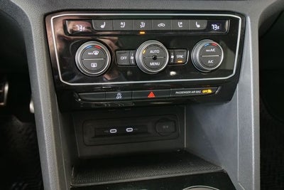 2023 Volkswagen Atlas Cross Sport 3.6L V6 SEL Premium R-Line