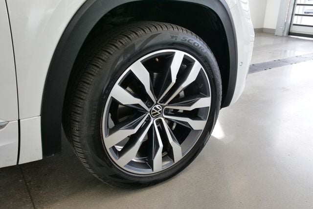 2023 Volkswagen Atlas Cross Sport 3.6L V6 SEL Premium R-Line