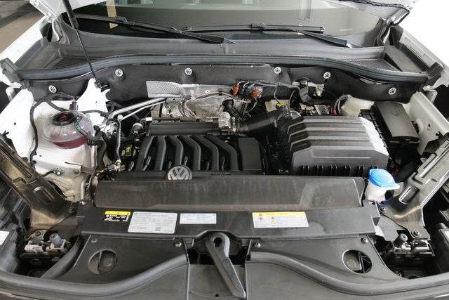 2023 Volkswagen Atlas Cross Sport 3.6L V6 SEL Premium R-Line