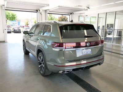 2026 Volkswagen Atlas 2.0T SEL Premium R-Line