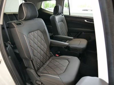 2026 Volkswagen Atlas 2.0T SEL Premium R-Line
