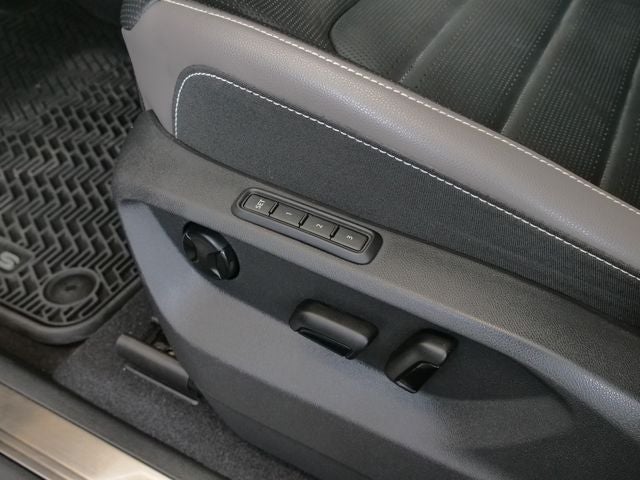 2023 Volkswagen Atlas 3.6L V6 SEL Premium R-Line