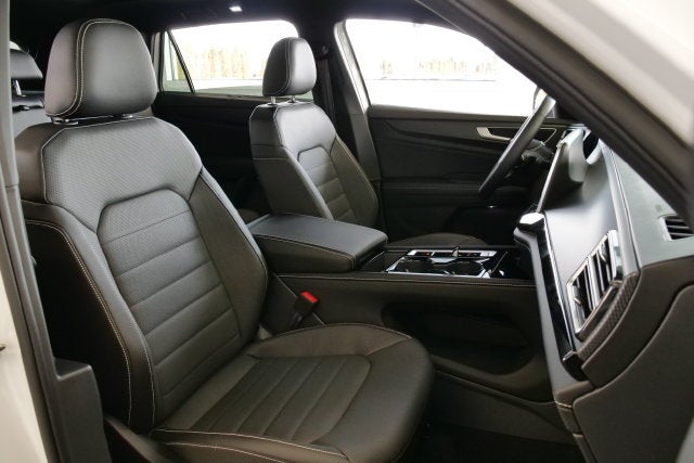 2026 Volkswagen Atlas Cross Sport SE w/Technology