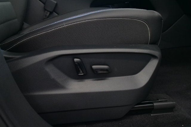 2026 Volkswagen Atlas Cross Sport SE w/Technology