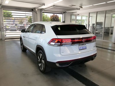 2024 Volkswagen Atlas Cross Sport 2.0T SE w/Technology