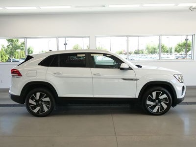 2024 Volkswagen Atlas Cross Sport 2.0T SE w/Technology