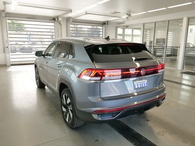 2024 Volkswagen Atlas Cross Sport 2.0T SE w/Technology