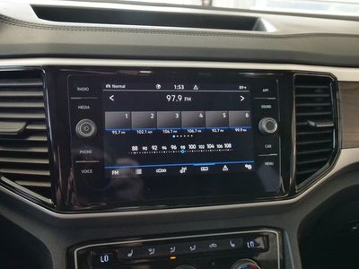 2022 Volkswagen Atlas 3.6L V6 SE w/Technology