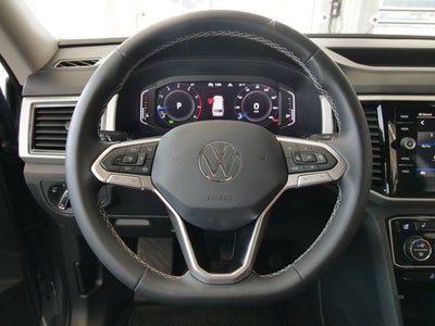 2022 Volkswagen Atlas 3.6L V6 SE w/Technology