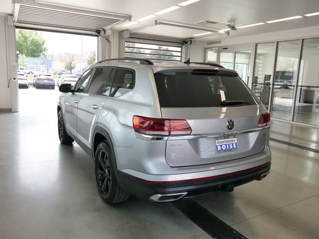 2022 Volkswagen Atlas 3.6L V6 SE w/Technology