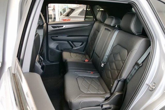 2026 Volkswagen Atlas Cross Sport 2.0T SE