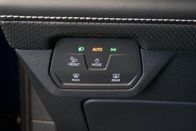 2026 Volkswagen Atlas Cross Sport 2.0T SE