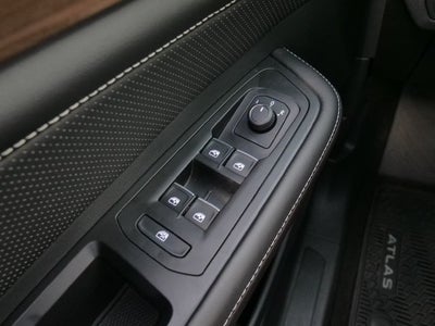 2026 Volkswagen Atlas SE
