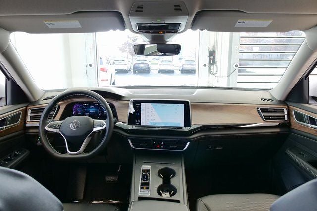 2026 Volkswagen Atlas 2.0T SE