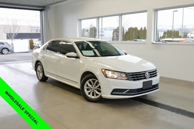 2016 Volkswagen Passat 1.8T S