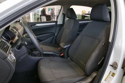 2016 Volkswagen Passat 1.8T S